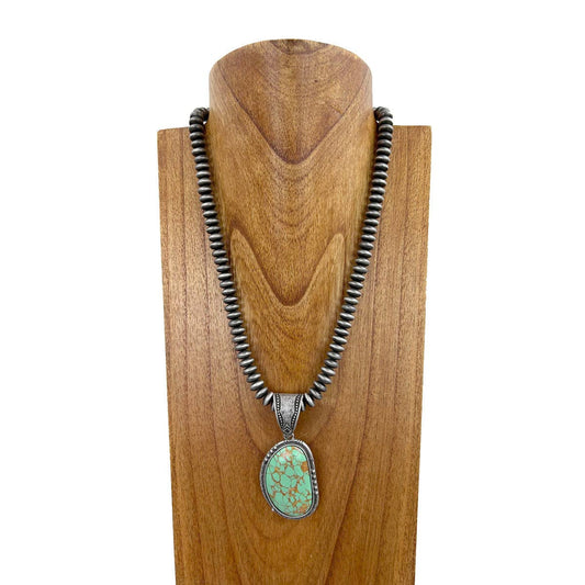 21” silver roundel Navajo pearl bead/green stone pendent Necklace