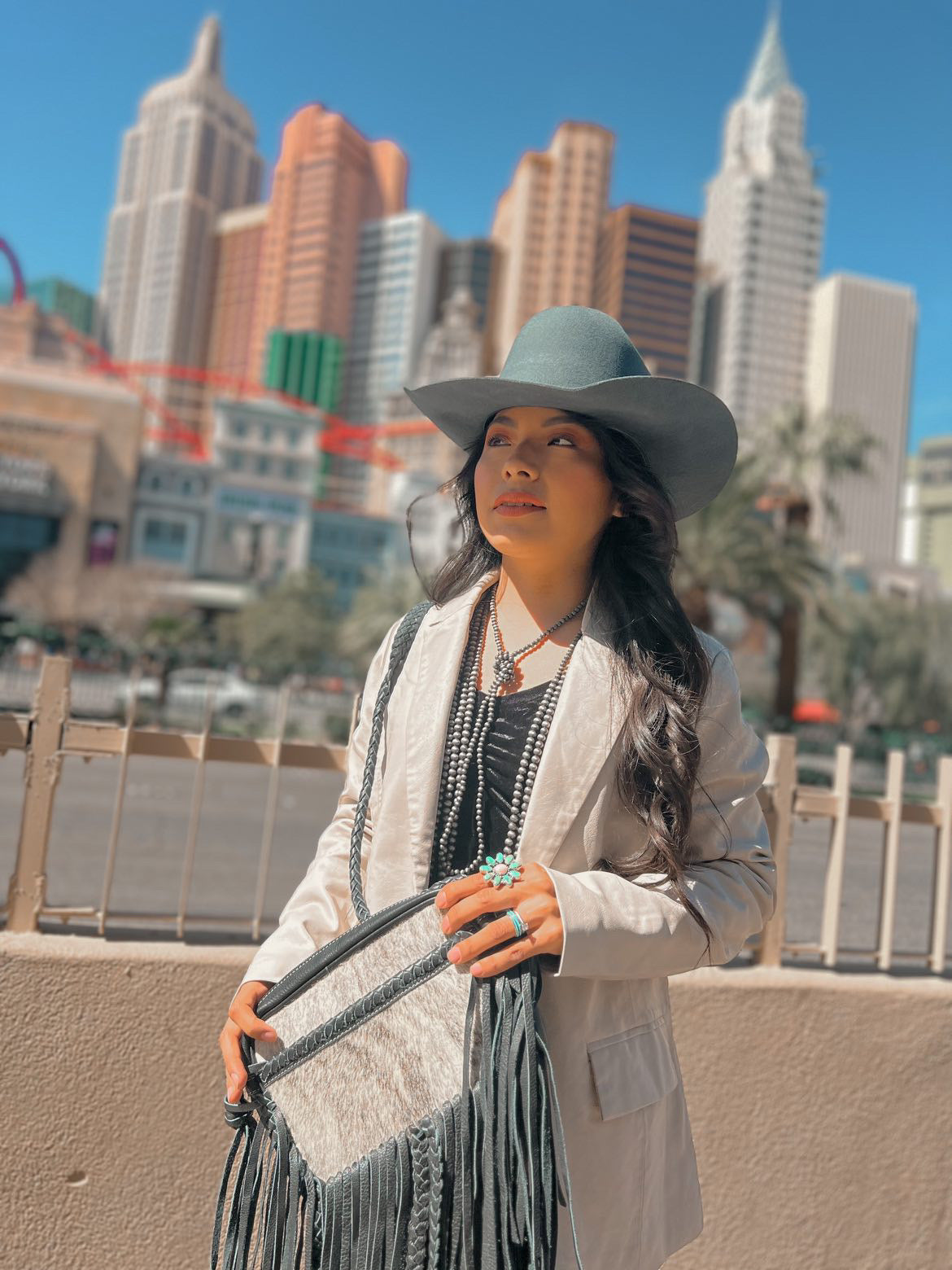 The Jolene (Black Version)