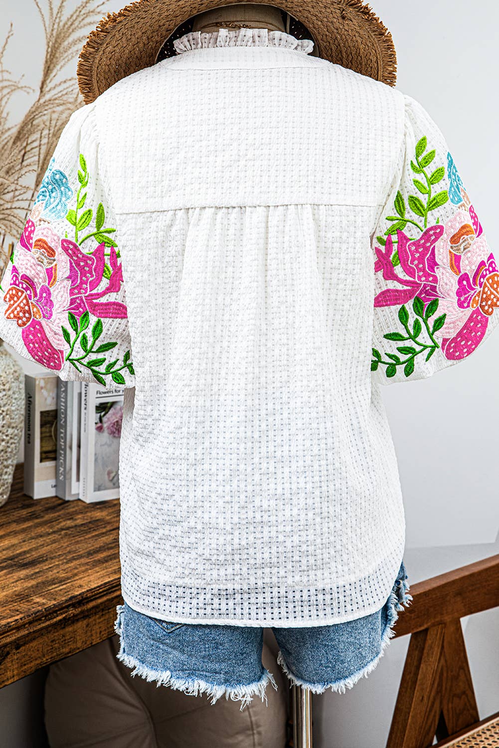 Floral Embroidered Puff Sleeve Blouse