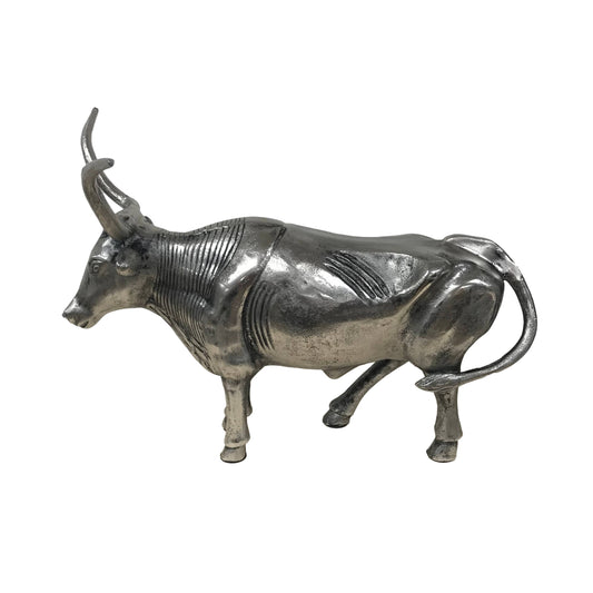 Cast Longhorn Steer Statue