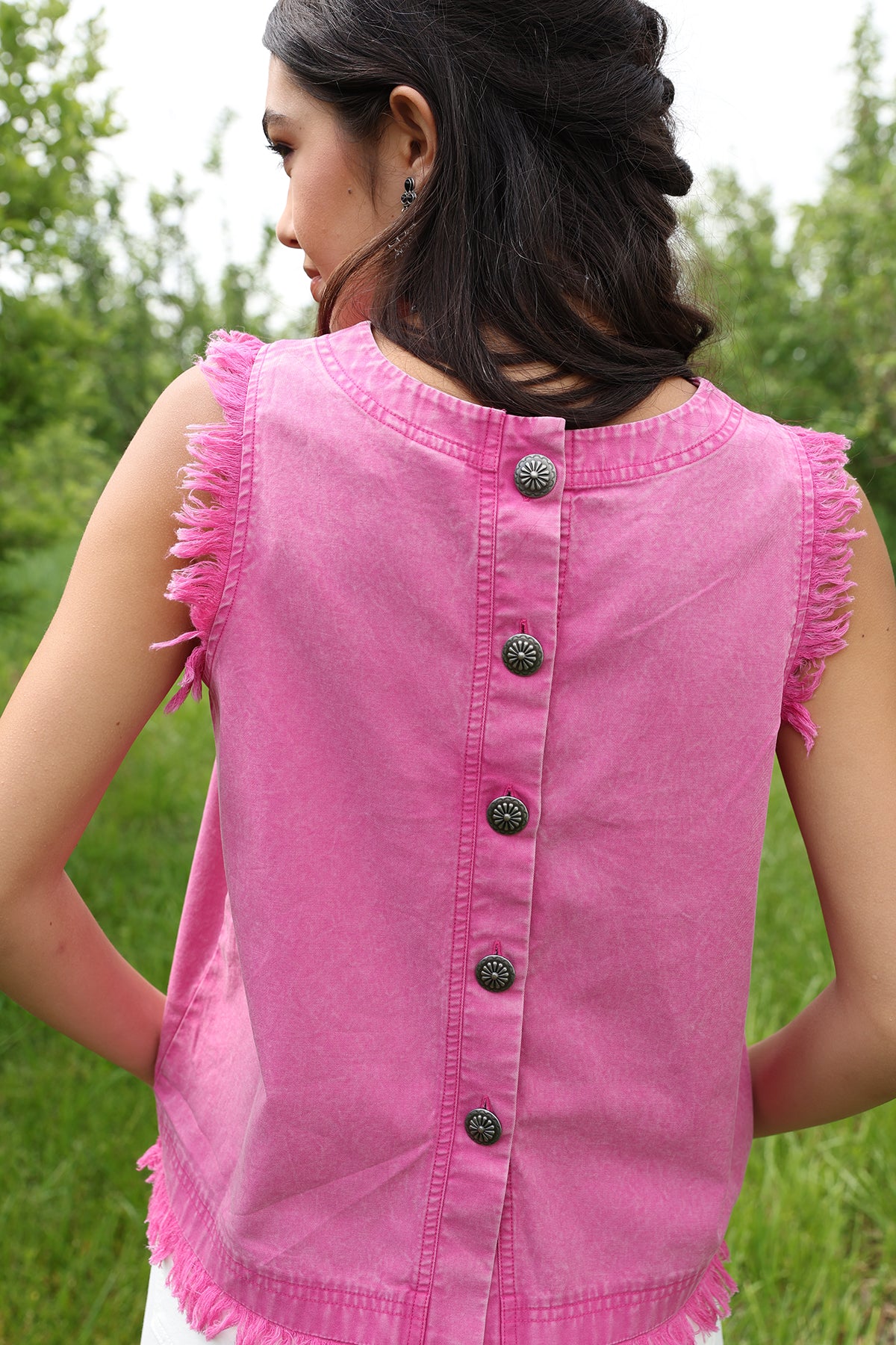 CRUEL GIRL WOMEN'S PINK CONCHO BLOUSE